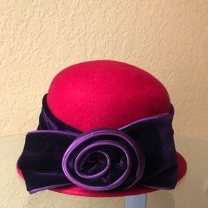 Vintage inspired wool cloche hat